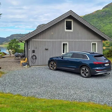 Stunning In With House A Panoramic View Dom wakacyjny Strangfjordens